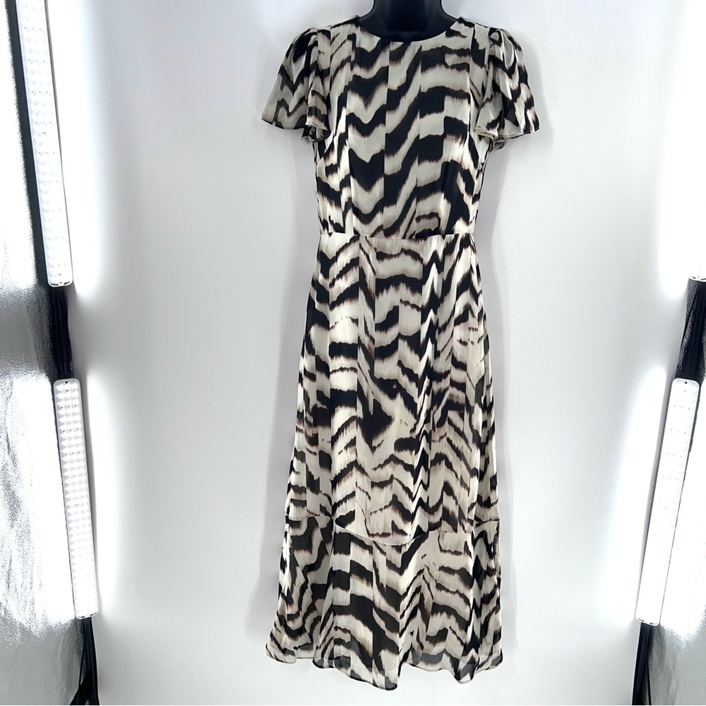 Maggy London Zebra Print Flowy Short Sleeve Midi Dress-Size 0